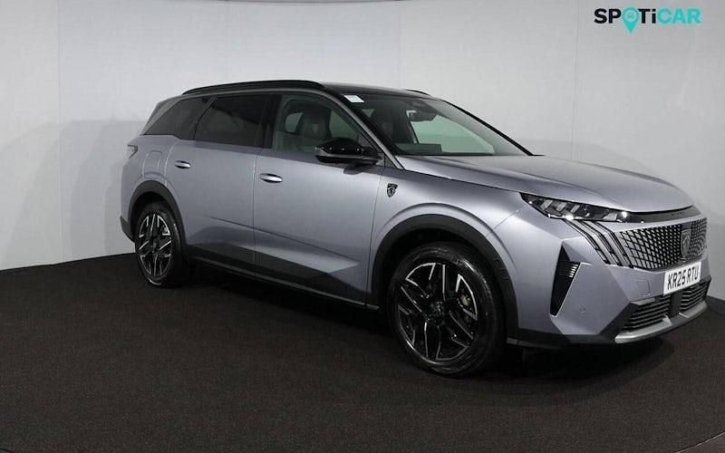 Grey Used 2025 Peugeot 5008 GT MPV | £32,995 (Expensive) - Image 1/4