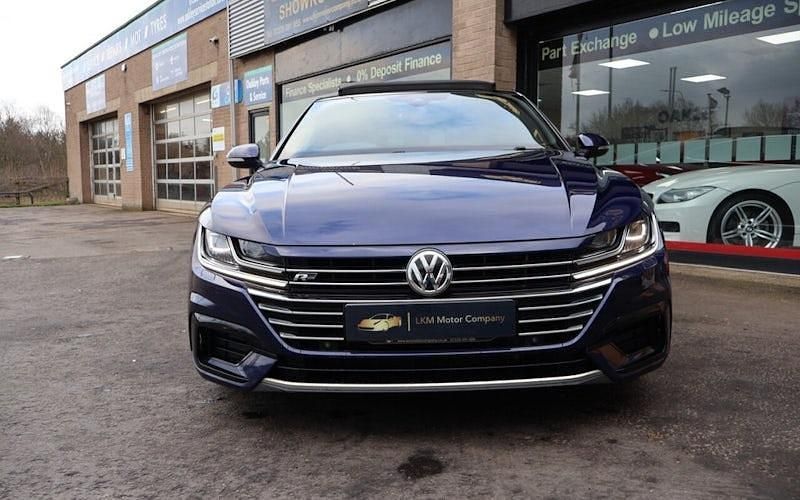 Used VW Arteon R-line 190 HP (139 kW) 2019 Blue Hatchback