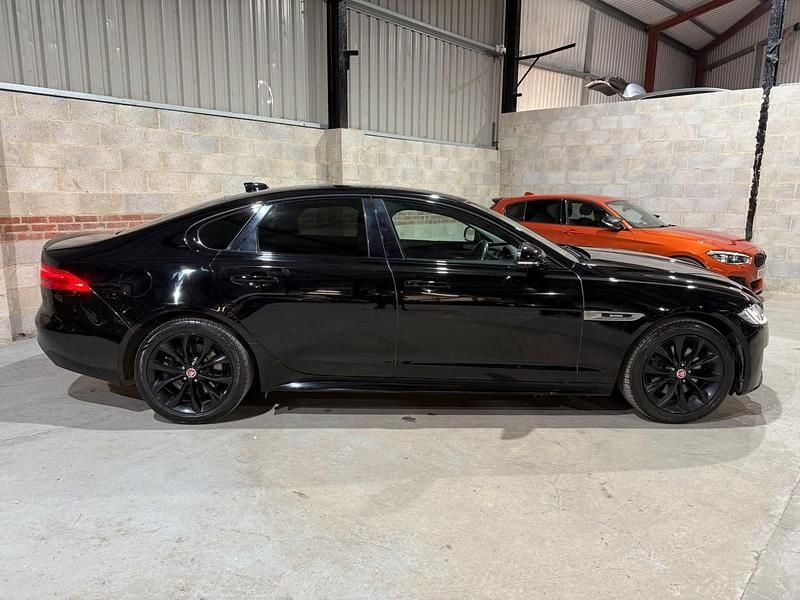 Used Jaguar XF R-Sport 180 HP (132 kW) 2016 Black Sedan