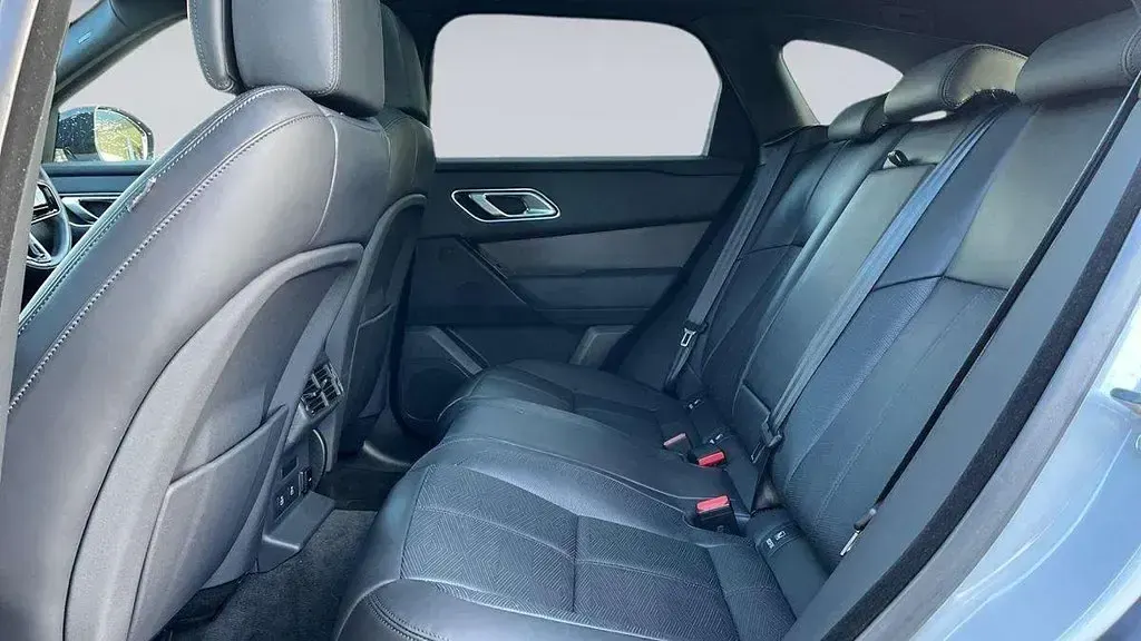 Second-hand Land Rover Range Rover Velar HSE Dynamic 296 CP (217 kW) 2024 Gri SUV
