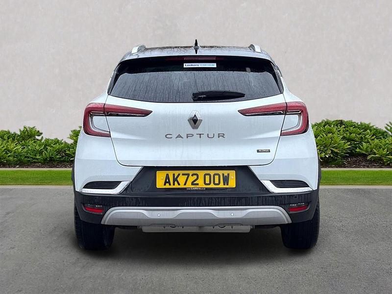 Used Renault Captur Techno 2022 White SUV