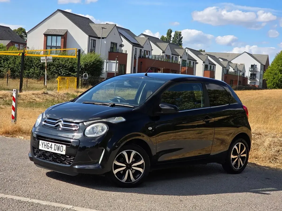 Used Citroën C1 Flair 68 HP (50 kW) 2014 Black Hatchback