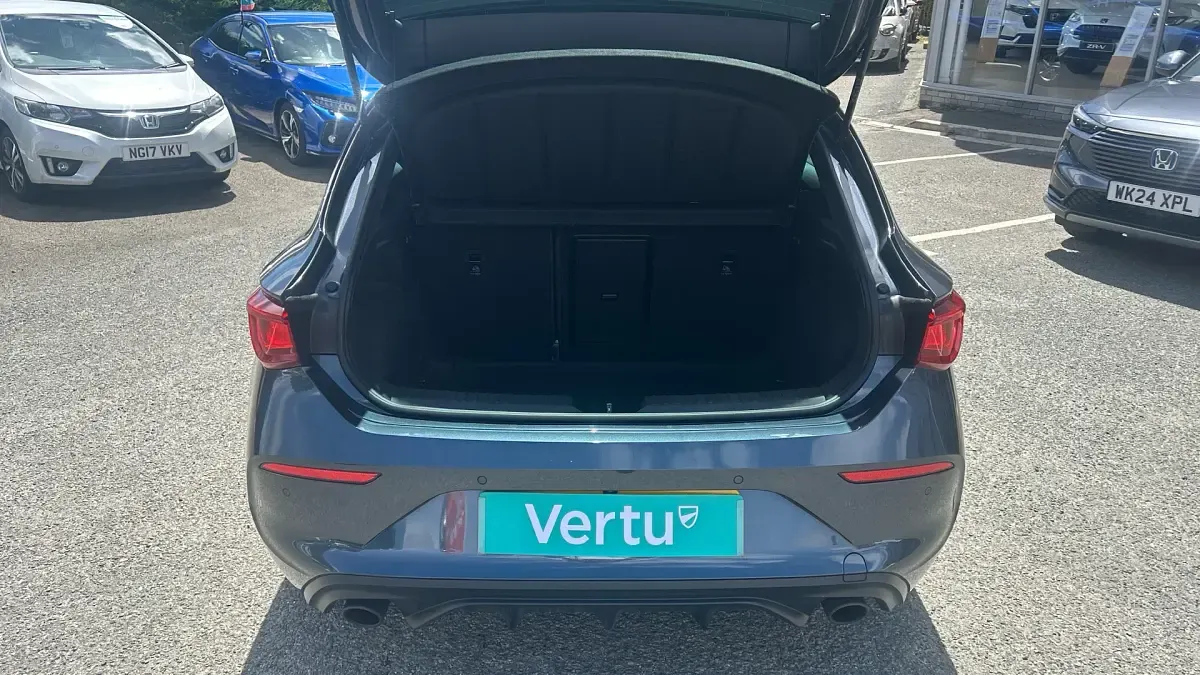 Used Cupra Leon VZ2 245 HP (180 kW) 2023 Grey Hatchback