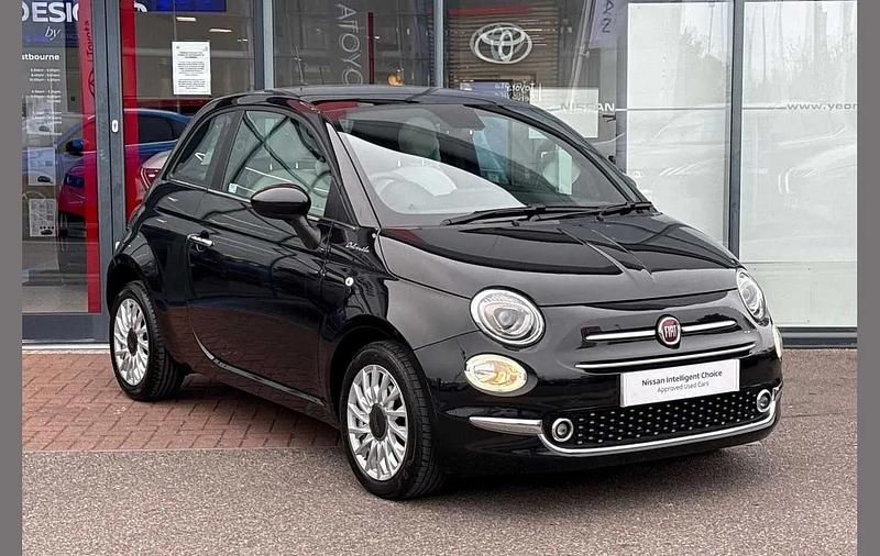 Used Fiat 500 Dolcevita 70 HP (51 kW) 2022 Black Hatchback
