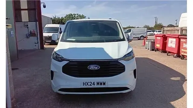 Used Ford Transit Custom Limited 136 HP (100 kW) 2024 White Van