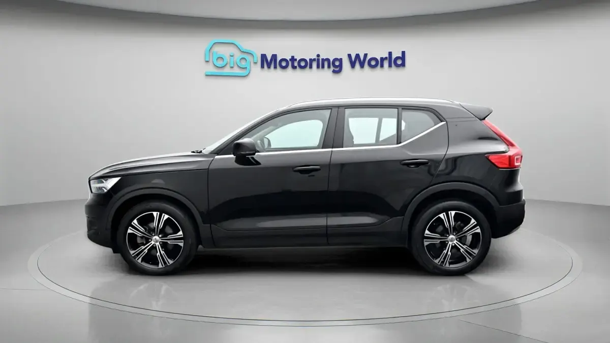 Used Volvo XC40 Inscription 194 HP (142 kW) 2021 SUV