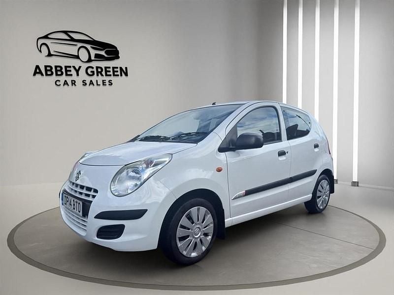 Used Suzuki Alto 68 HP (50 kW) 2014 White Hatchback
