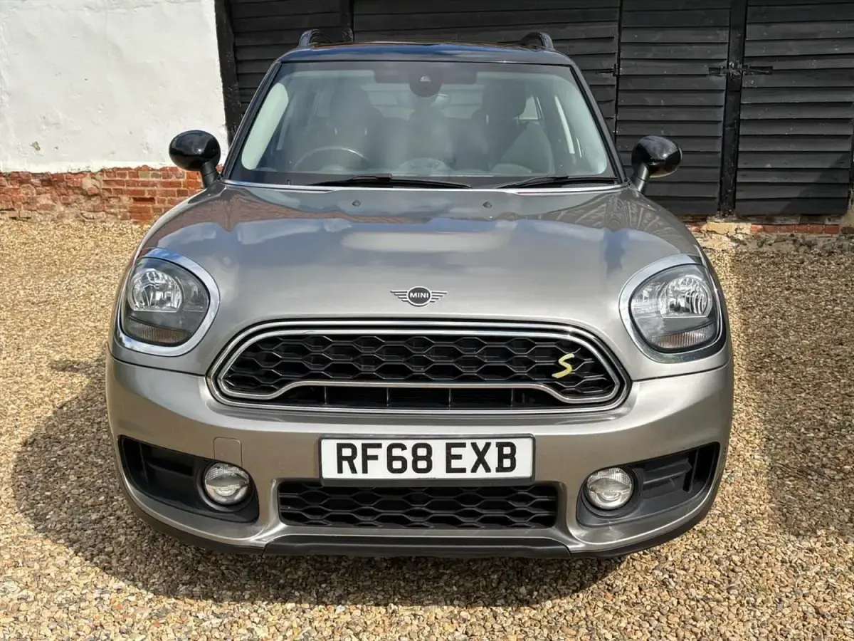 Begagnad Mini Cooper S 2018 Silver Halvkombi