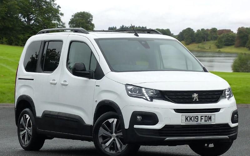 White Used 2019 Peugeot Rifter GT-line MPV | £15,299 (Fair price) - Image 1/4