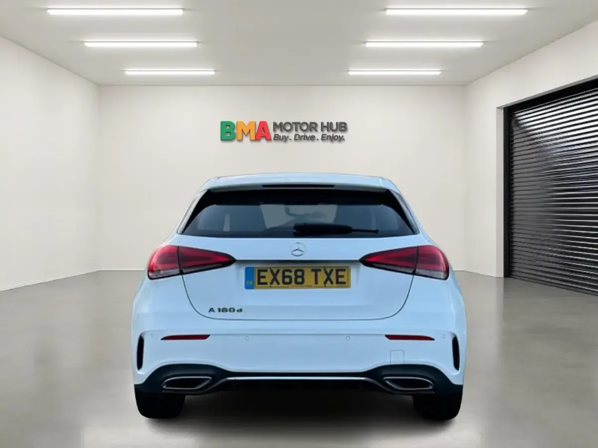 Used Mercedes A180 AMG line 2018 White Hatchback