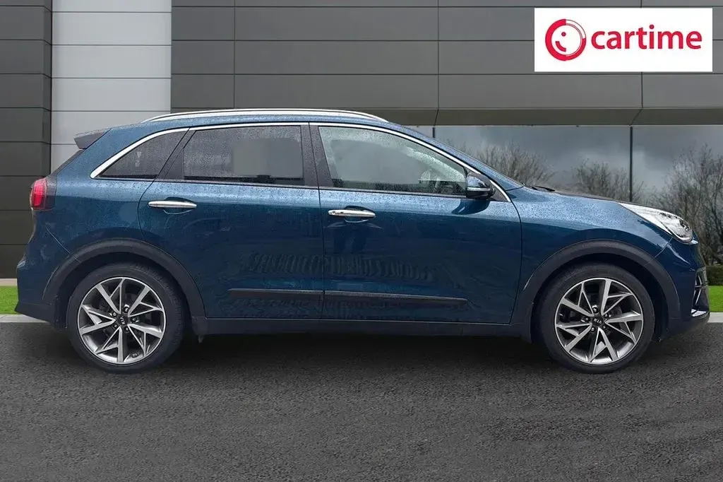 Used Kia Niro 141 HP (103 kW) 2021 Blue SUV