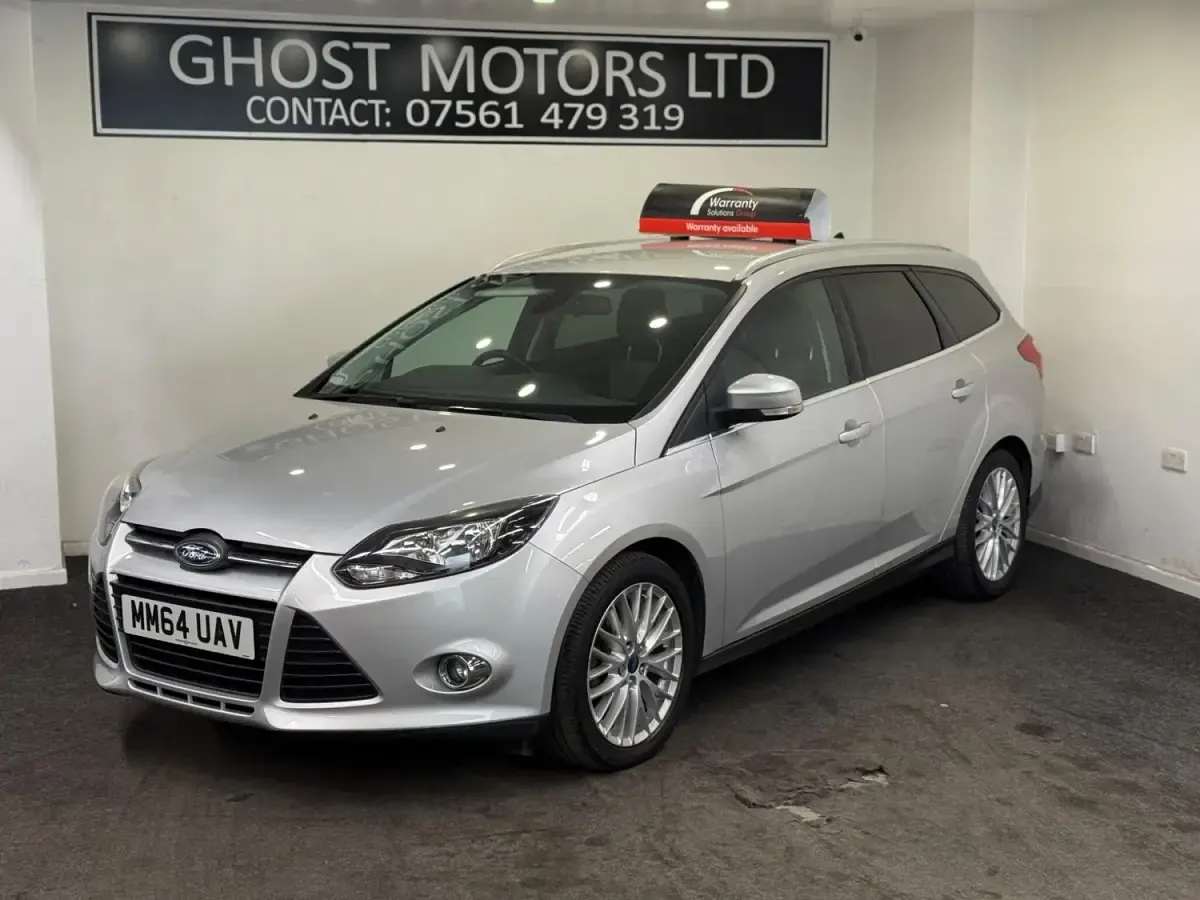 Usado Ford Focus Zetec 2014 Prateado Carrinha