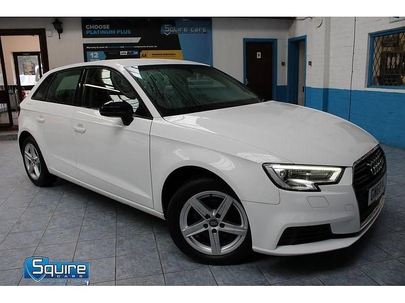 Used Audi A3 Comfort 116 HP (85 kW) 2018 White Sedan