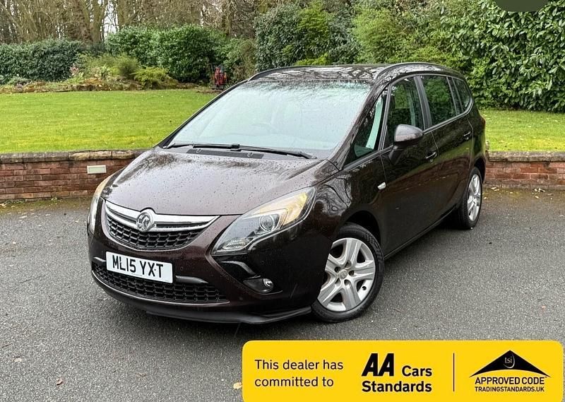Used Vauxhall Zafira 170 HP (125 kW) 2015 Brown MPV