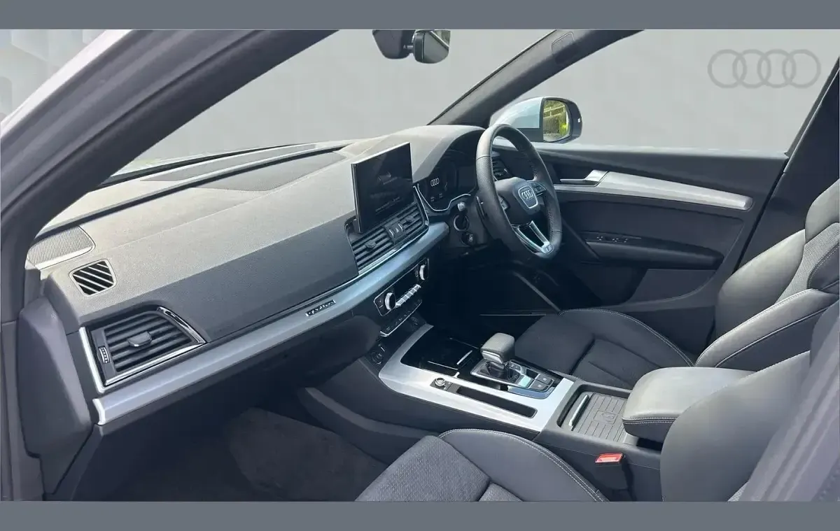 Used Audi Q5 Sportback S-Line 295 HP (216 kW) 2025 Floret silver SUV