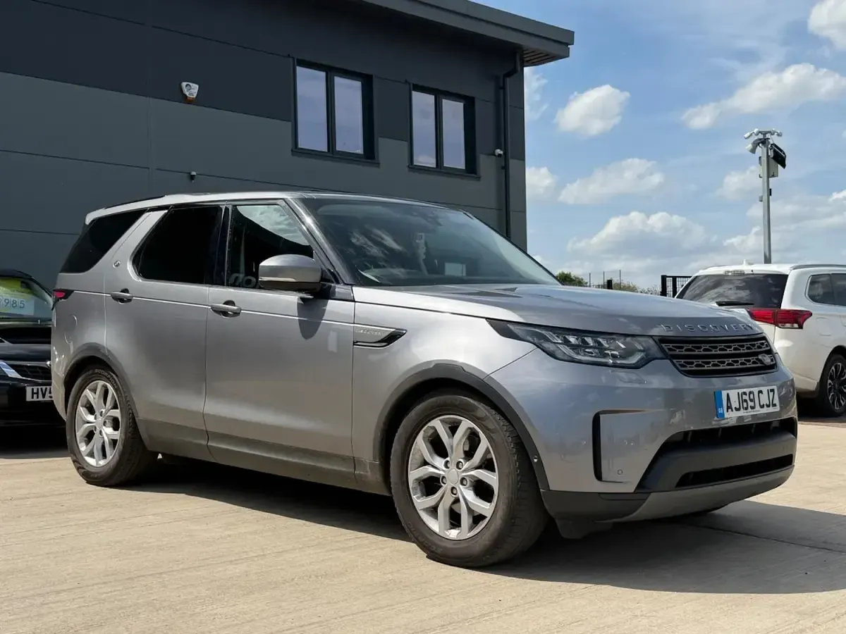 Used Land Rover Discovery SE 2020 Grey SUV