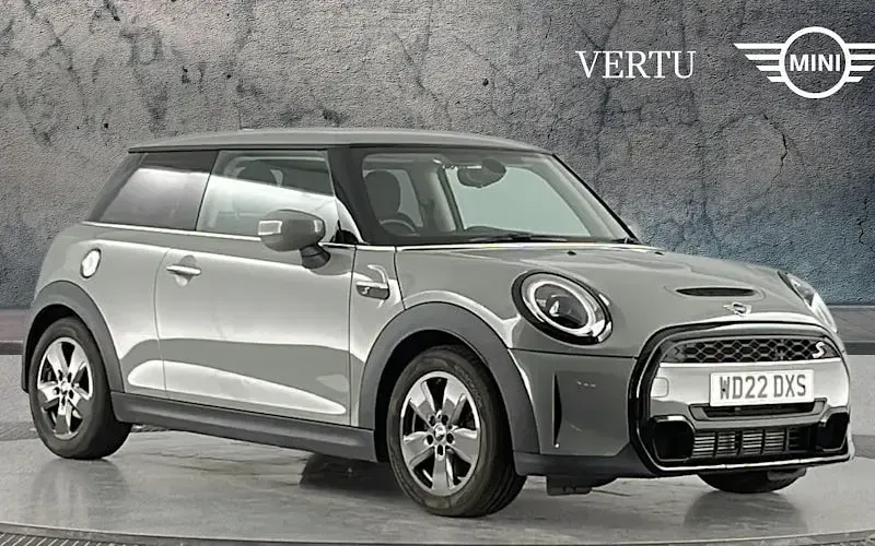 Used Mini Cooper S Classic 178 HP (130 kW) 2022 Hatchback