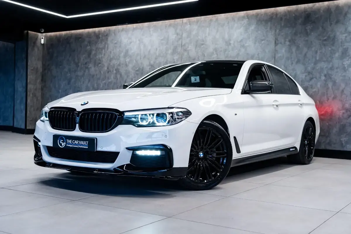 Used BMW 520 M Sport 187 HP (137 kW) 2019 White Sedan