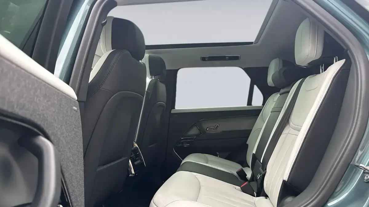 Used Land Rover Range Rover Sport SE Dynamic 2023 Giola green SUV