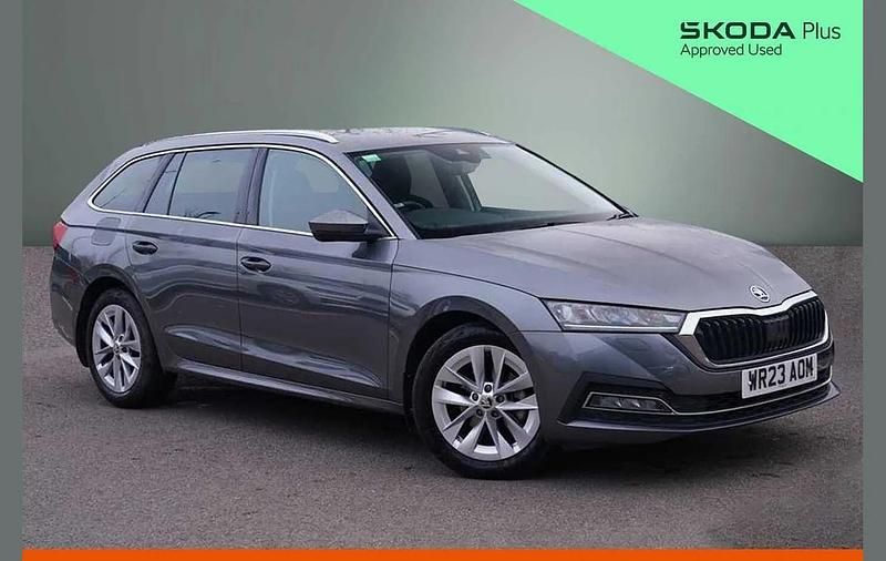 Used Skoda Octavia SE L 147 HP (108 kW) 2023 Graphite grey metallic Estate