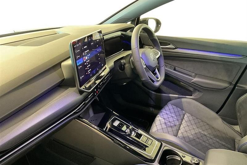 Used VW Golf VIII R-line 150 HP (110 kW) 2025 Grenadilla black Hatchback