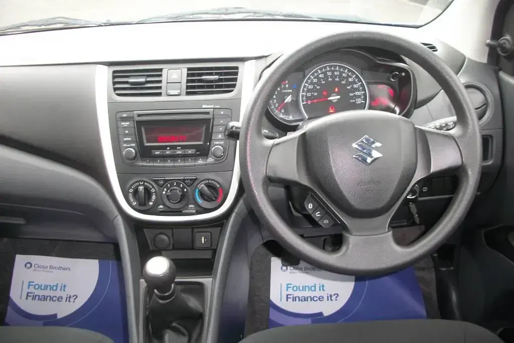 Used Suzuki Celerio SZ3 68 HP (50 kW) 2016 Silver Hatchback