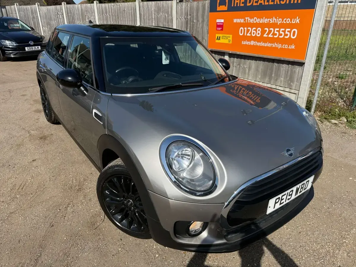 Used Mini Cooper Clubman Classic 2019 Silver Estate