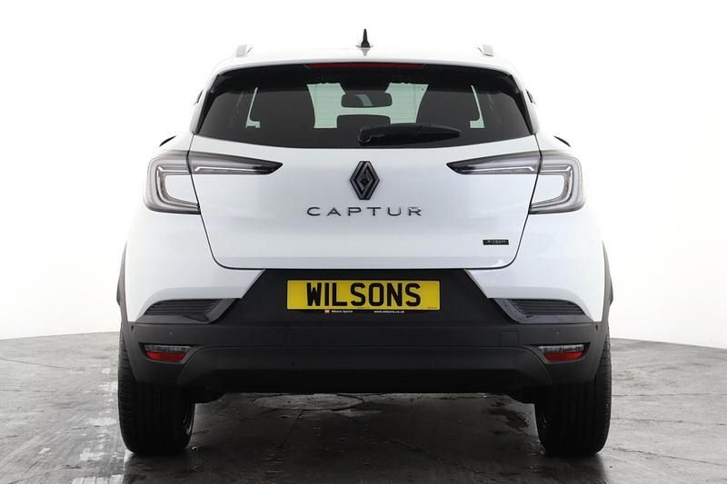 New Renault Captur Techno 2025 SUV