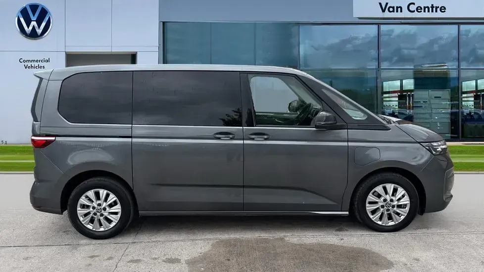 Used VW Multivan Life 218 HP (160 kW) 2024 Indium grey metallic MPV