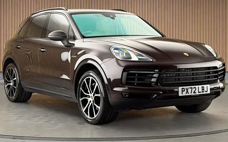 Used Porsche Cayenne Platinum Edition 462 HP (339 kW) 2022 SUV