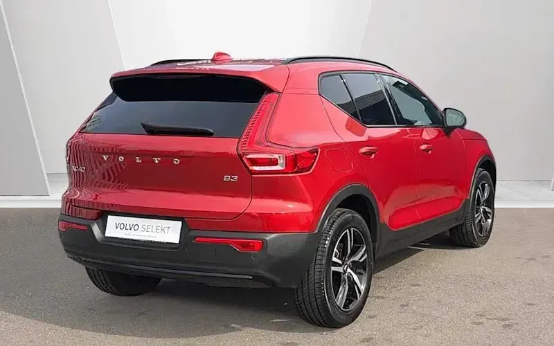Used Volvo XC40 Plus 163 HP (119 kW) 2026 SUV