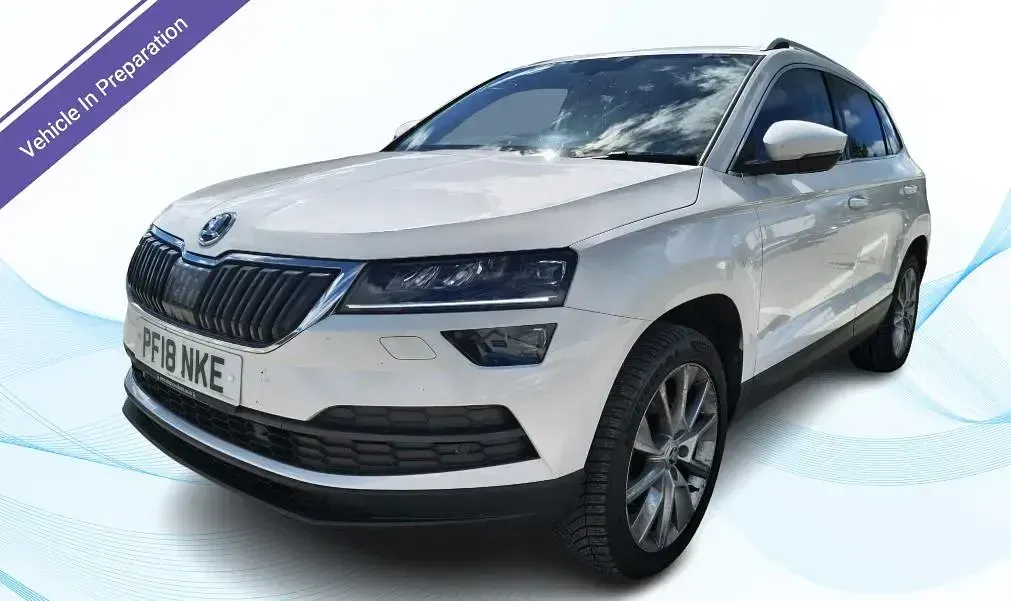 Used Skoda Karoq SE L 150 HP (110 kW) 2018 White SUV