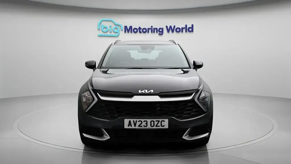Usado Kia Sportage 148 HP (108 kW) 2023 Cinzento SUV