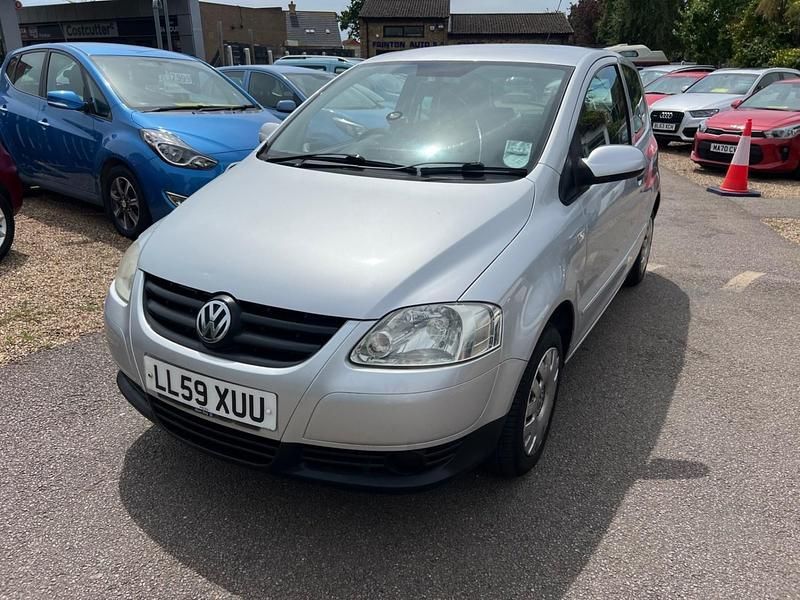 Silver Used 2009 VW Fox Hatchback | £3,495 (Expensive) - Image 1/4