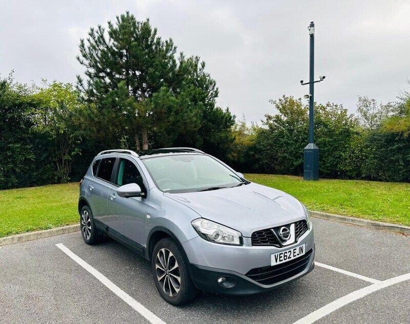 Grey Used 2012 Nissan Qashqai N-TEC SUV | £4,995 (Fair price) - Image 1/4