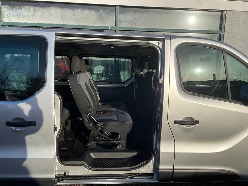 Used Vauxhall Vivaro 2016 Silver MPV