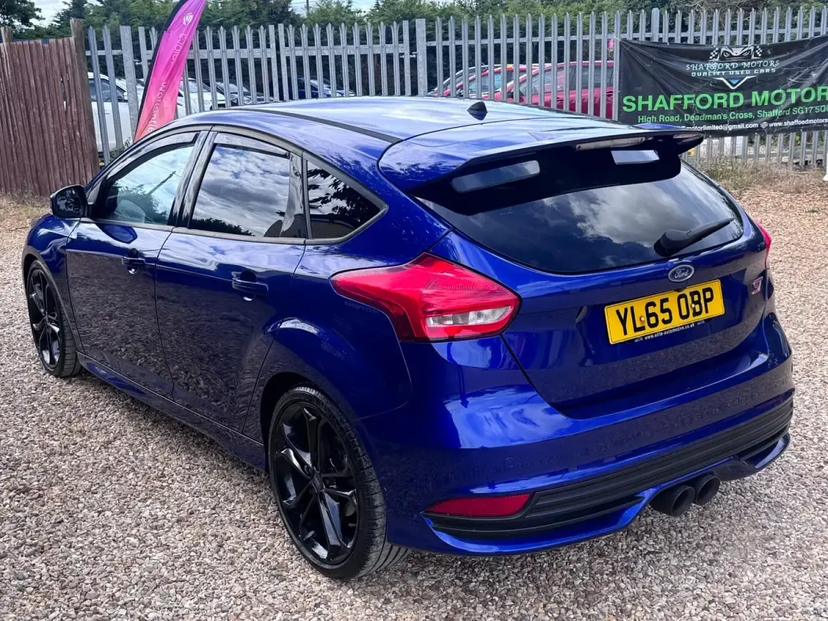 Used Ford Focus ST 2016 Blue Hatchback