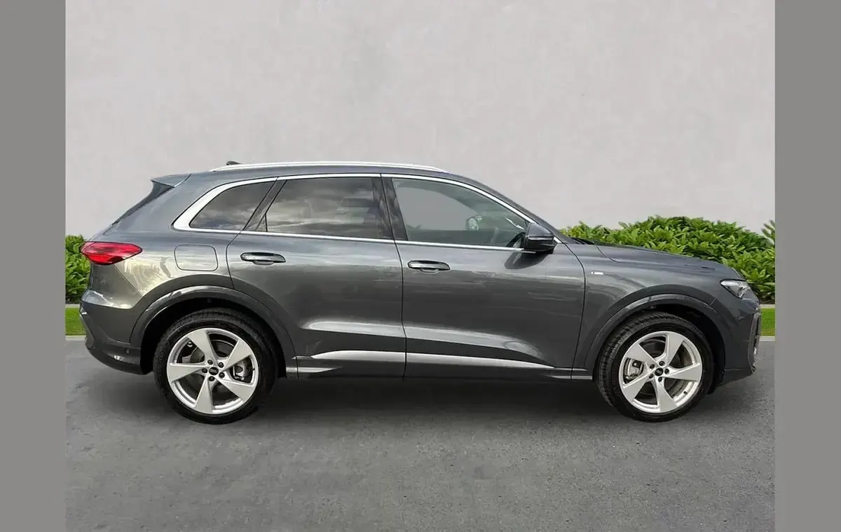 Used Audi Q5 S-Line 204 HP (150 kW) 2026 Grey SUV