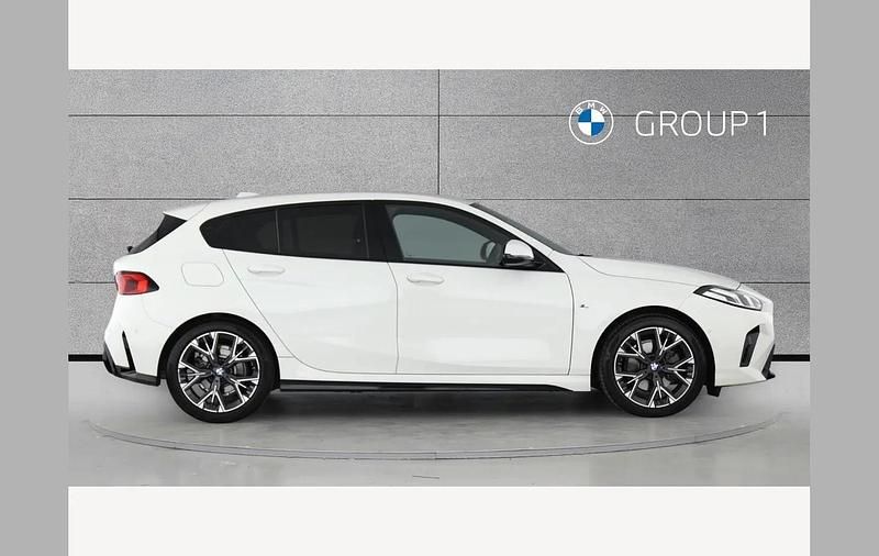Used BMW 120 M Sport 170 HP (125 kW) 2025 White Hatchback