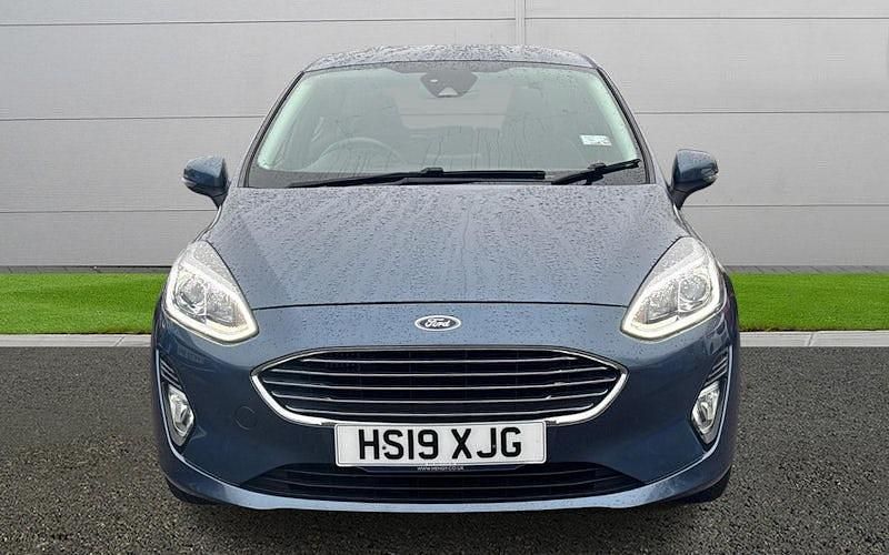 Used Ford Fiesta Zetec 101 HP (74 kW) 2019 Blue Hatchback