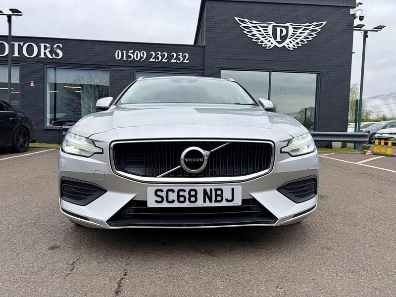 Used Volvo V60 Momentum 2018 Silver Estate