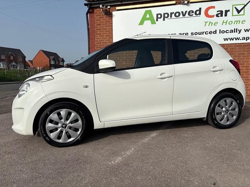 Used Citroën C1 Feel 82 HP (60 kW) 2018 White Hatchback