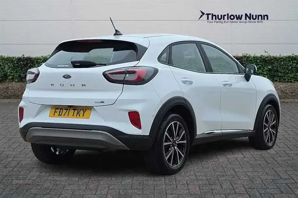 Used Ford Puma Titanium 125 HP (91 kW) 2022 White SUV
