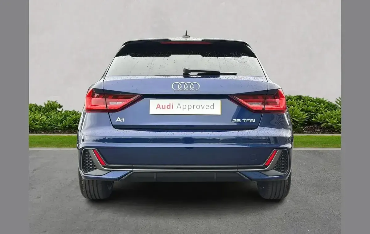 New Audi A1 Black Edition 113 HP (83 kW) 2025 Silver SUV
