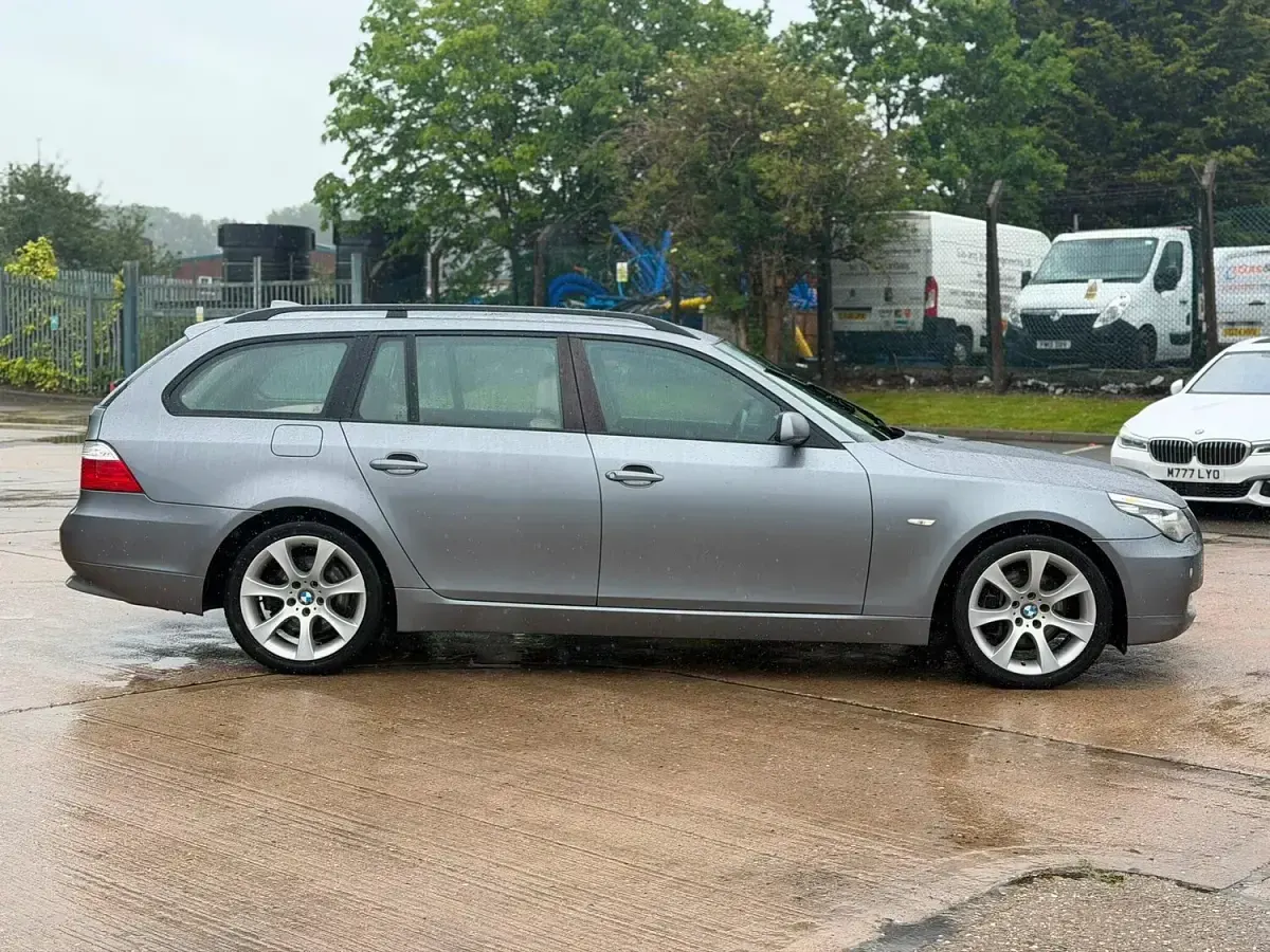Used BMW 520 2009 Grey Estate
