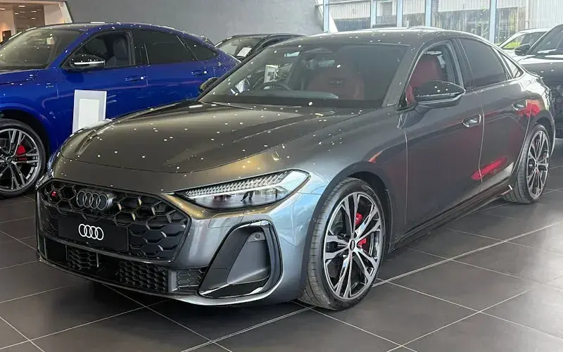 Używany Audi S5 367 KM (269 kW) 2025 Sedan/Limuzyna