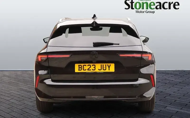 Used Vauxhall Astra 131 HP (96 kW) 2025 Black Estate