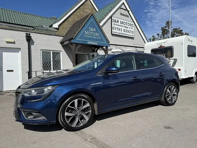 Used Renault Mégane Dynamique 2016 Cosmos blue Hatchback