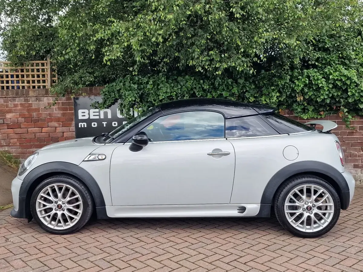 Used Mini Cooper S Coupé 184 HP (135 kW) 2013 Silver Coupe