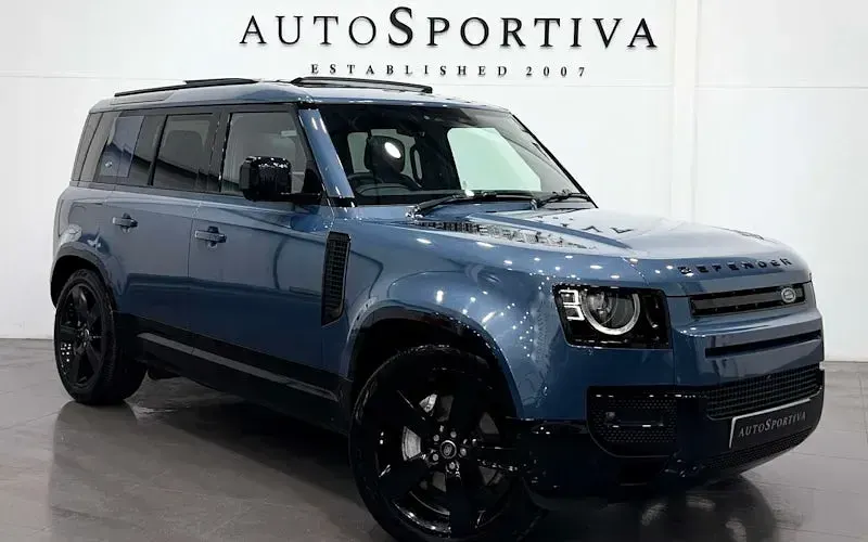 Usado Land Rover Defender HSE Dynamic 300 HP (220 kW) 2024 SUV